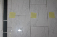 Post-It notes mark the path of the cracks